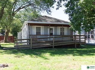 2021 N Nebraska Ave, York, NE 68467