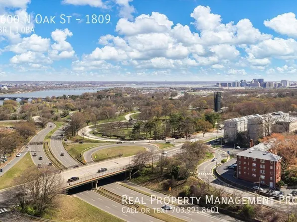 1600 N Oak St, Arlington, VA