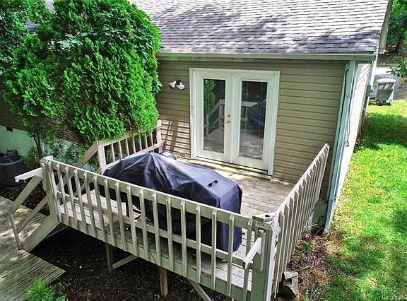 4th image of 3615 Winchelsea Dr