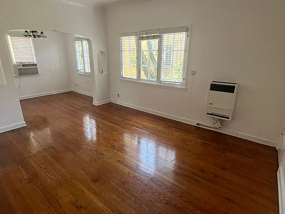 4th image of 4243 Monroe St APT 5/8