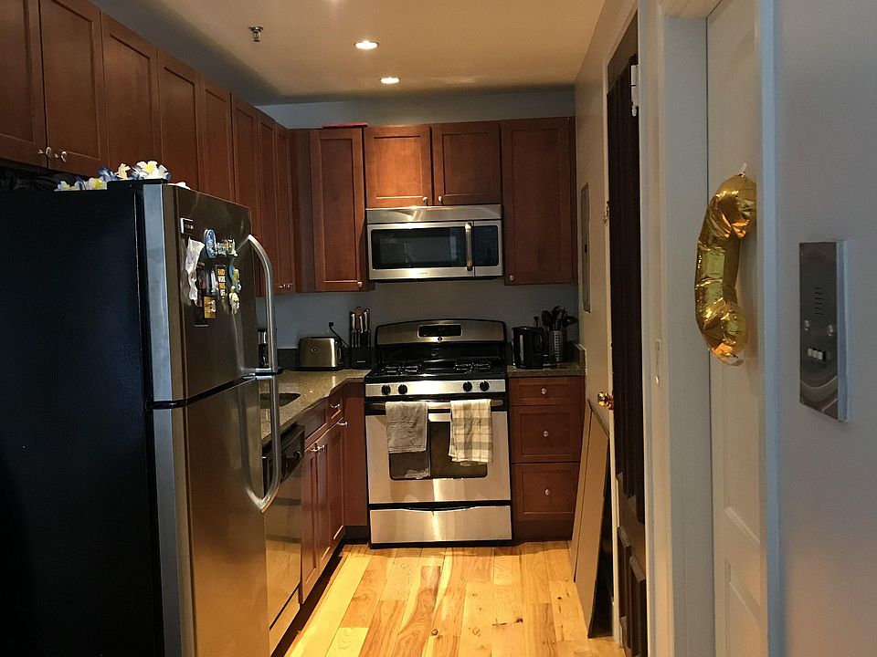 1st image of 113 Beacon St #5D