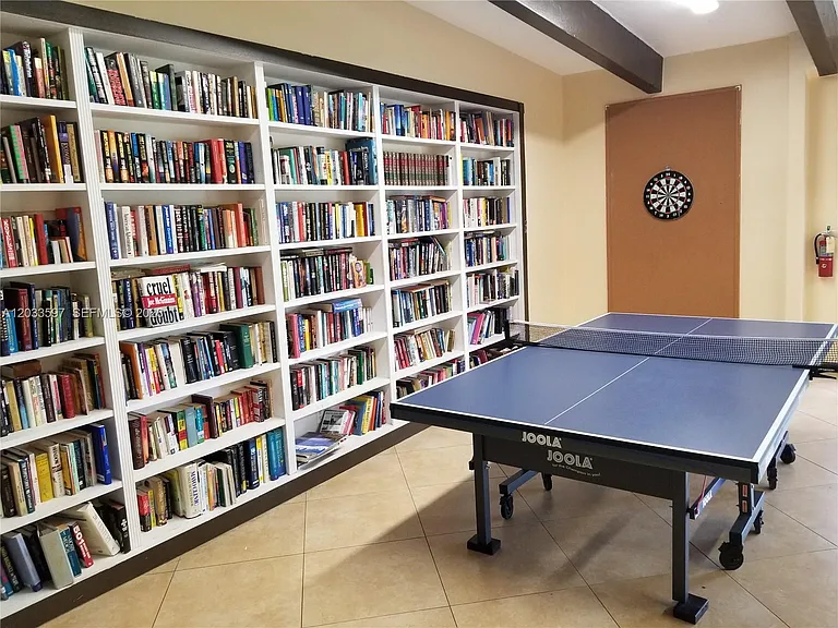 3401 N Country Club Dr #211 — Photo 31