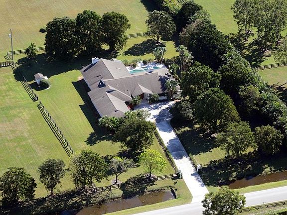 4th image of 5340 S Shore Blvd