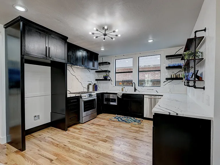 1316 NW 16th St — Photo 24