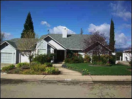 Front faces east on quiet cul-de-sac