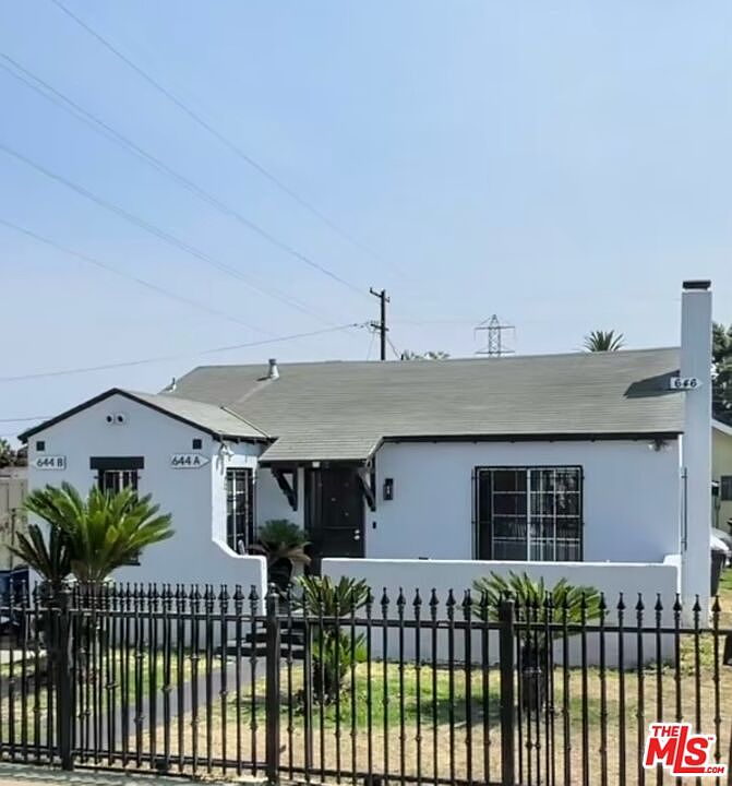 1st image of 644 E 118th Pl