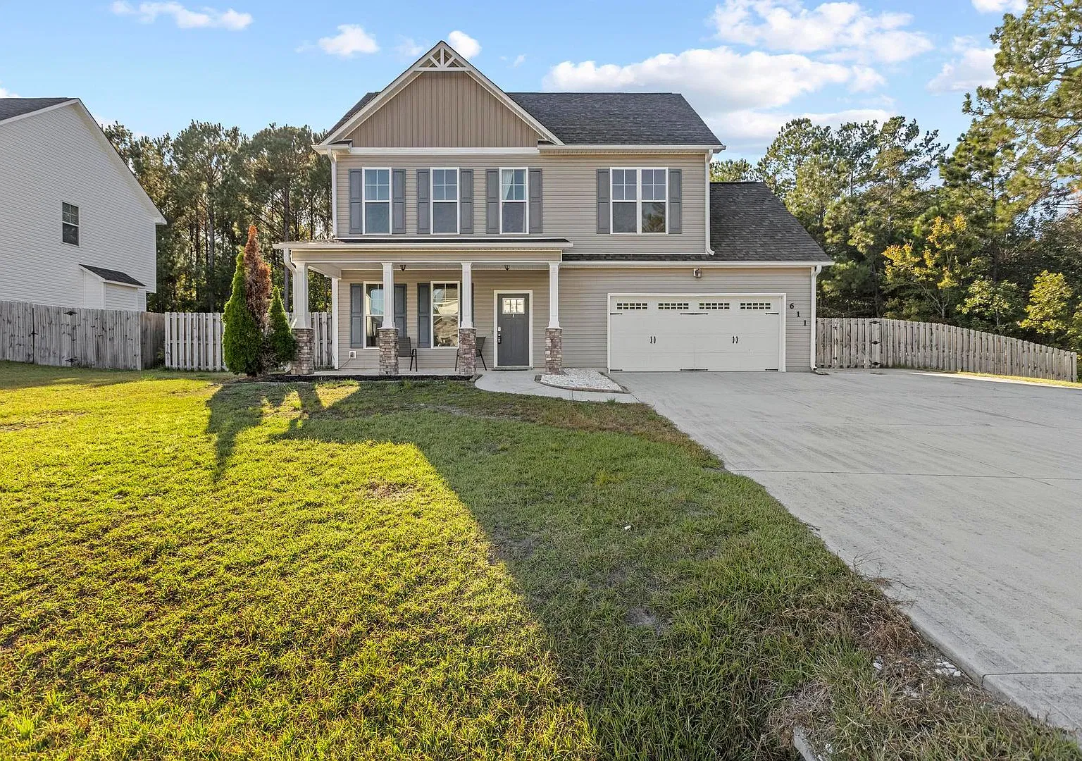 Spacious 4-Bedroom Home with Fenced Yard, Fireplace & More! — Photo 1