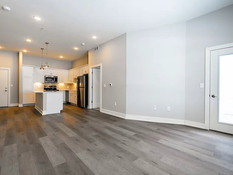 Newton Place Apartments — Photo 8