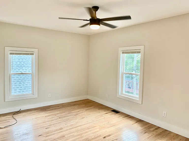 320 Greenway Ave #1 — Photo 7