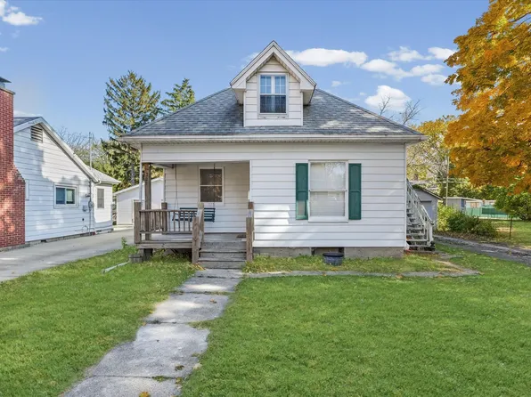 208 S Poplar St, Urbana, IL 61802