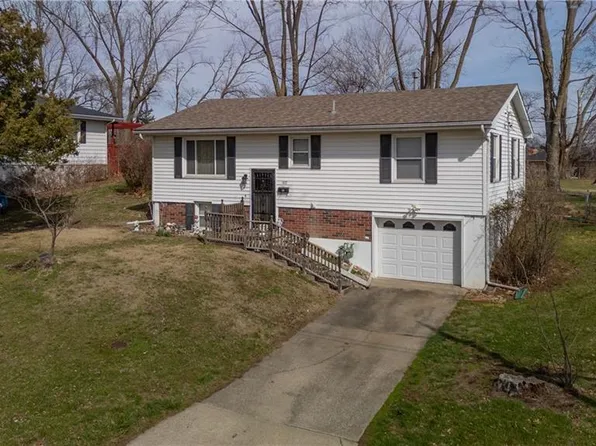 107 Collette St, Excelsior Springs, MO 64024