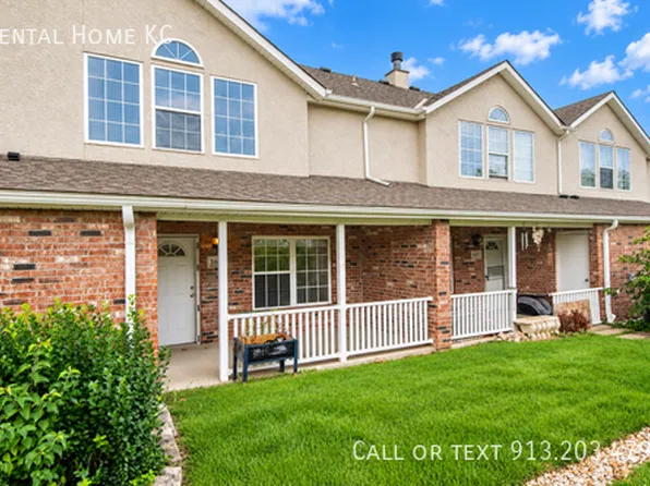 1681 E 120th St, Olathe, KS