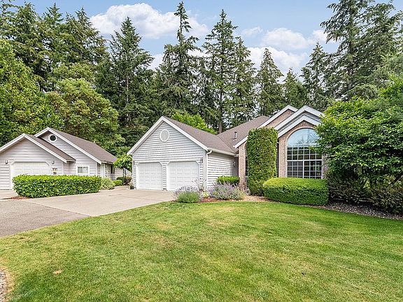 2nd image of 5248 Deerfield Park Ct NE
