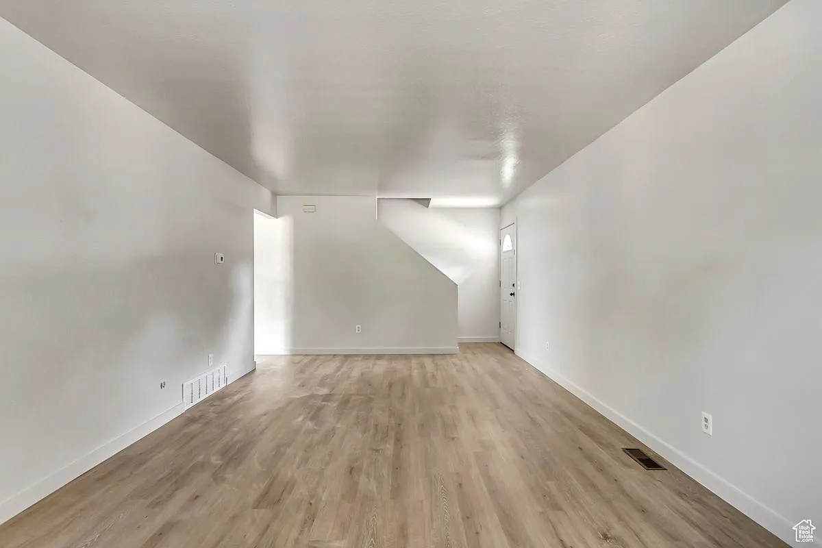 Building Photo - 505 E Mansfield Ave