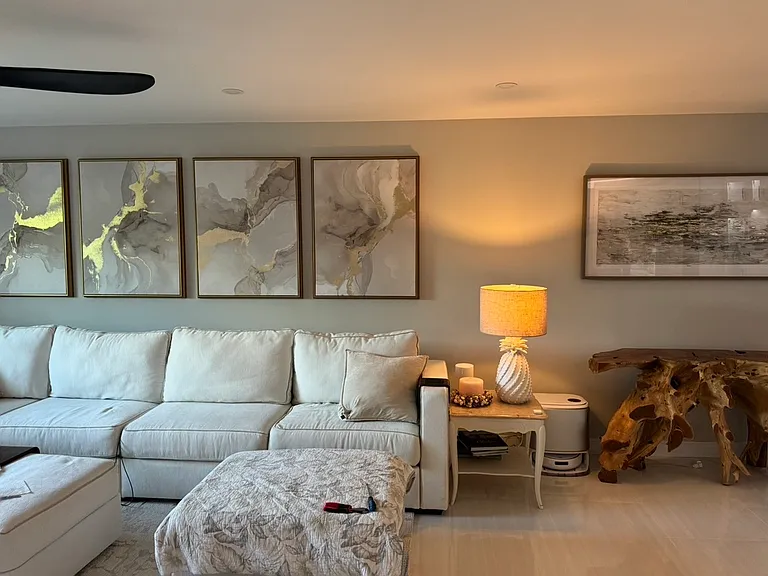 659 W Oakland Park Blvd #201C — Photo 2