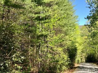 52 Juniper Ct, Cashiers, NC 28774