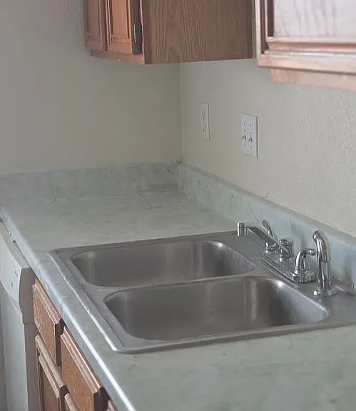 1107 Circle M Dr — Photo 7