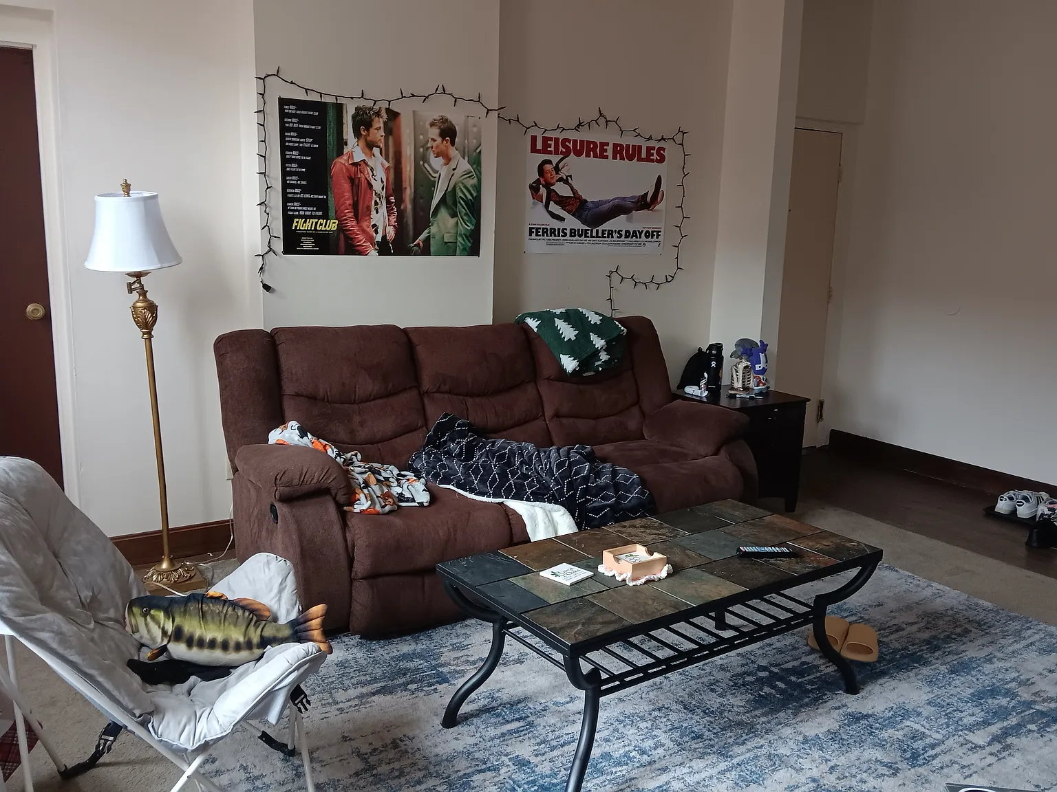 3 bed, 2000 sqft, $2,025 — Photo 3