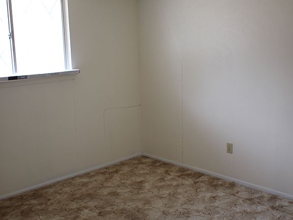 2nd image of 3225 Gene Ln