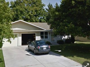 2688 Lavender Ln, Green Bay, WI 54313