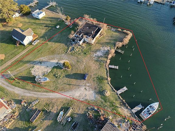 2nd image of 123 Waterview Rd