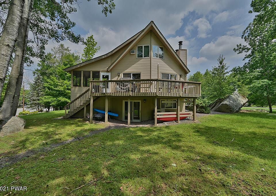 1st image of 16 Lakeview Ct