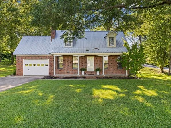 721 Carter St, Red Bay, AL 35582