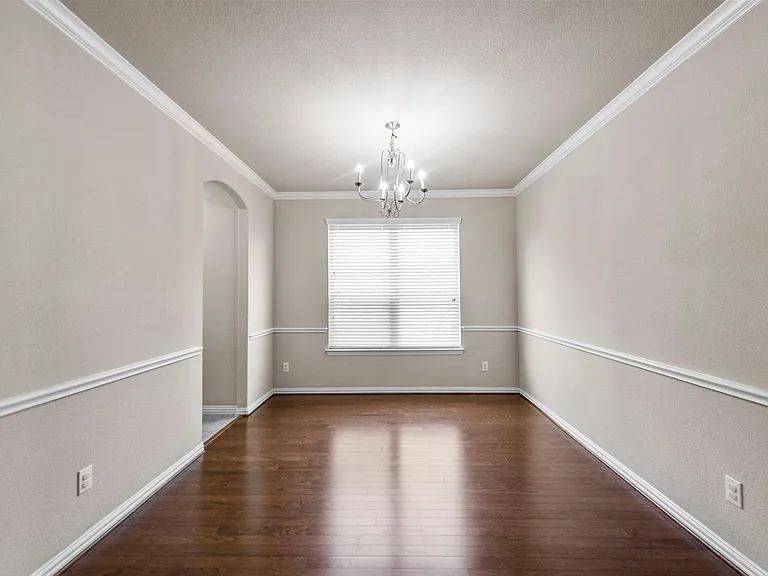 11620 Beach St — Photo 22