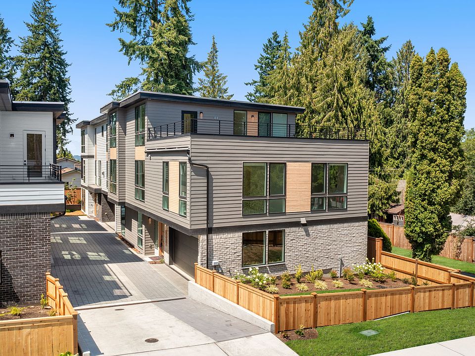 Welcome to Four Roses!