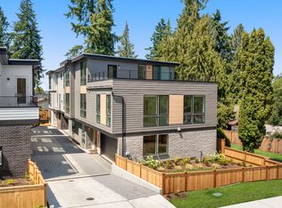 8237 122nd Ave NE, Kirkland, WA 98033