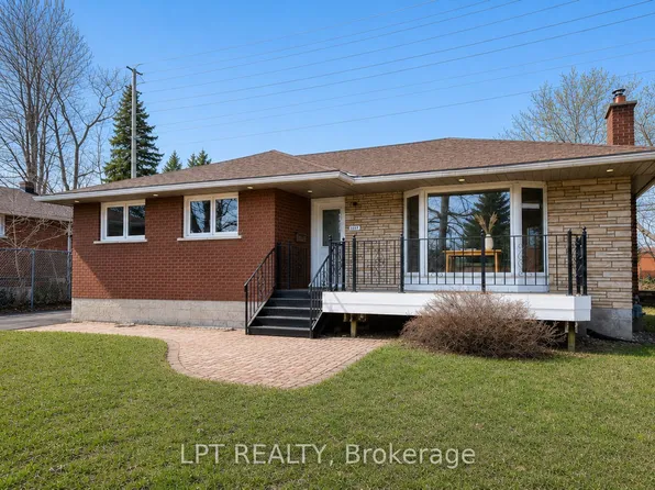 2317 Elmira Dr, Ottawa, ON K2C 1H3