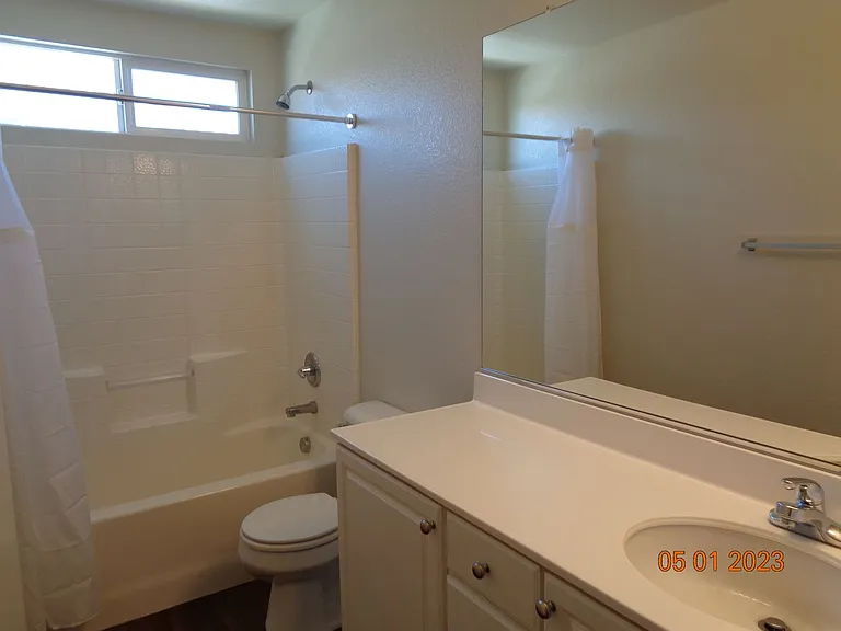 2739 Garnet Ln — Photo 8