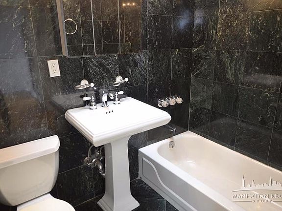 4th image of 55 W 55th St #%%%%%%5b