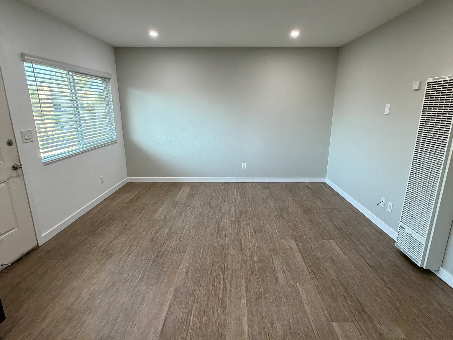 1 bed, 500 sqft, $1,900 — Photo 3