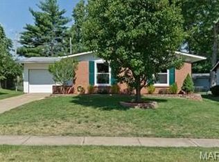 1475 Redbird Dr, Florissant, MO