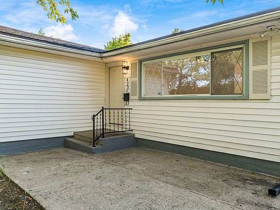 5th image of 423 Whitehall Dr