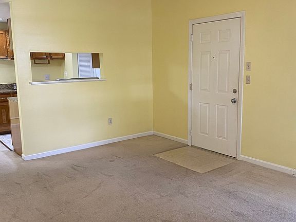 4th image of 13 Walden Dr APT 5