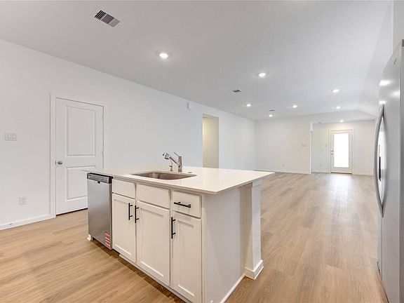 4th image of 40650 Balsam Run Ln