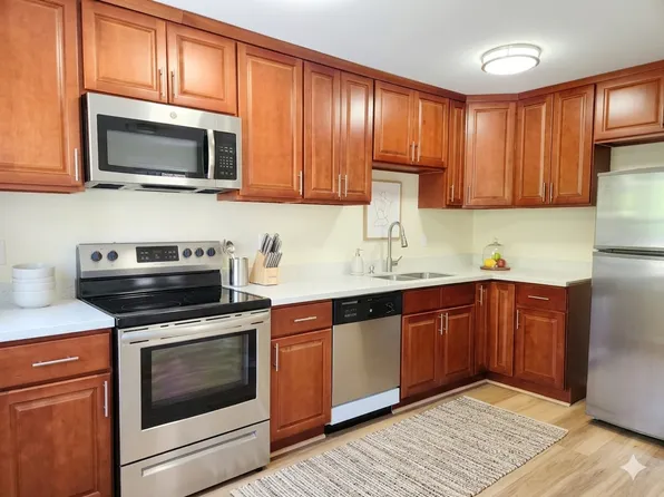 Eugene Apartments in Capital Hill, 526 Belmont Ave E #204, Seattle, WA 98102
