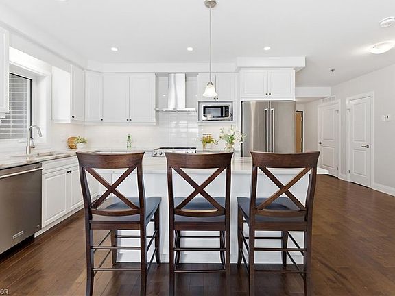 4th image of 247 Grey Silo Rd #306