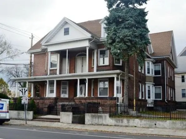 588-590 Fairfield Ave, Bridgeport, CT 06604