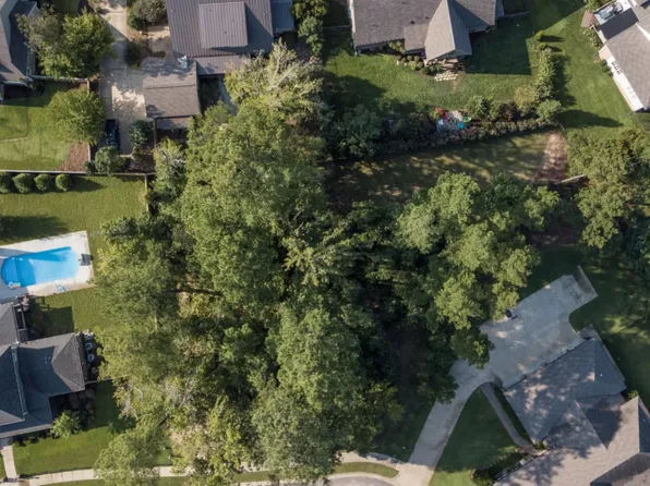 894 Savannah Sq, Tuscaloosa, AL 35406