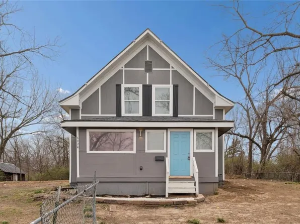 6024 Elmwood Ave, Kansas City, MO 64130