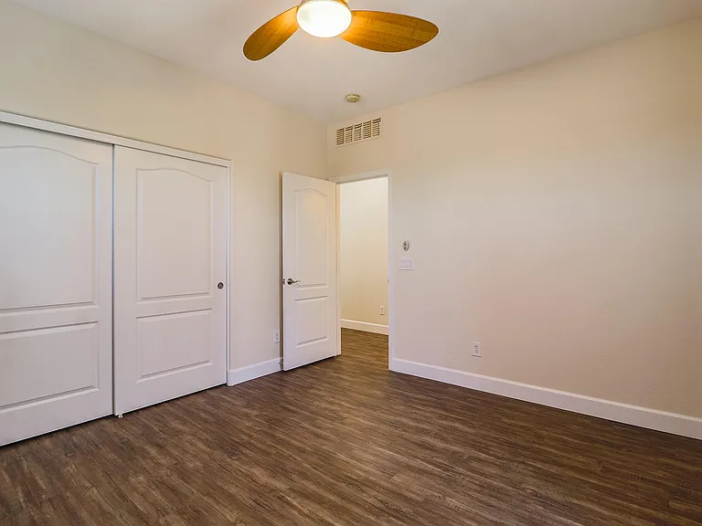 3457 E Orchid Ln — Photo 40