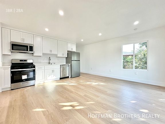 2nd image of 2323 Marathon St #1A