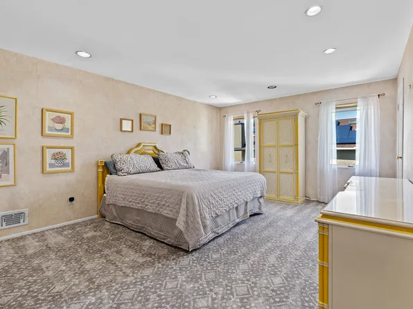 8506 Narrows Avenue image 15 of 45