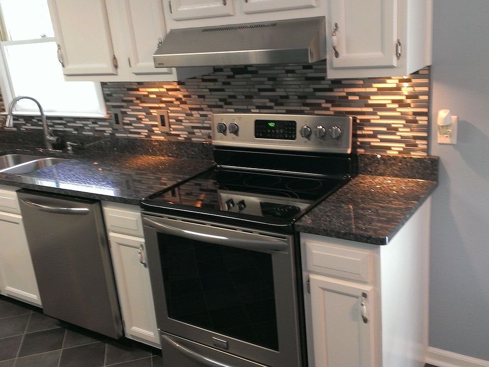 2nd image of 117 Lantern Ln