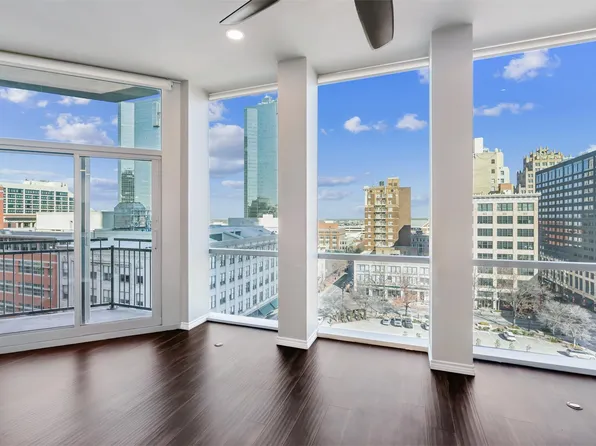 500 Throckmorton St APT 902, Fort Worth, TX 76102