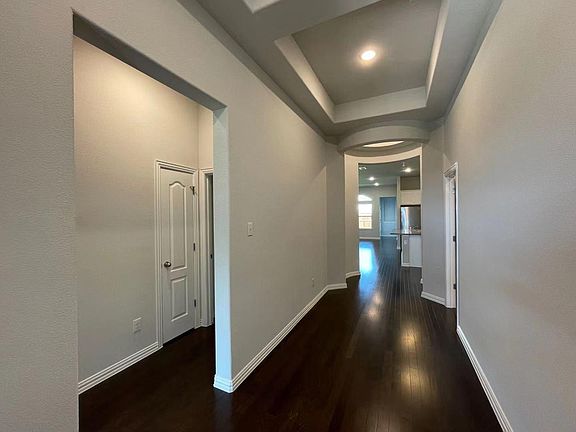 3rd image of 4505 Cypress Dr