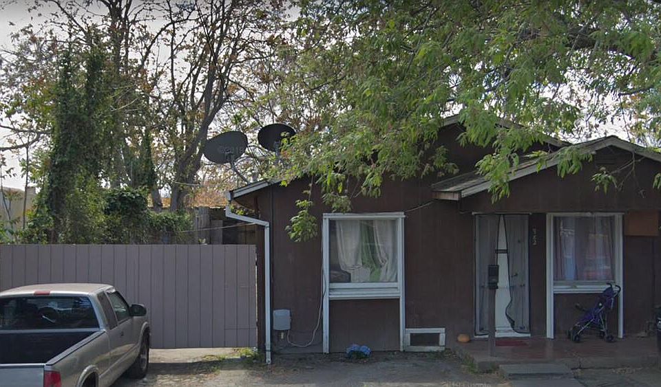 1st image of 982 Pacific Ave